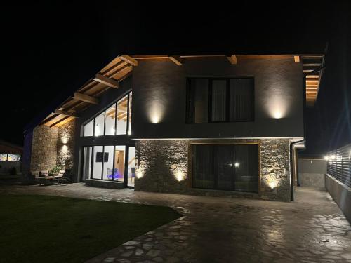 Къщи за гости Авена и Авена 2, Banya (foto 10)