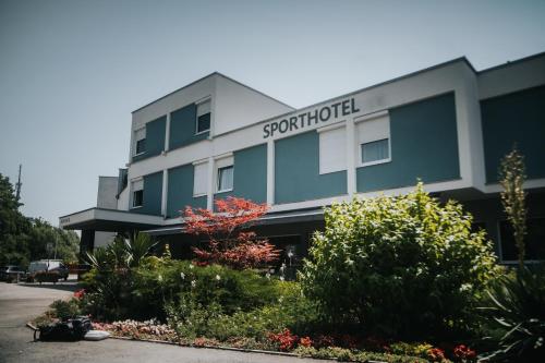 . Sporthotel Kapfenberg