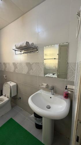 Alnoor apartment in Sinadil