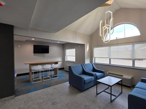 設施, Days Inn & Suites by Wyndham Brandon Amphitheater in 布蘭登