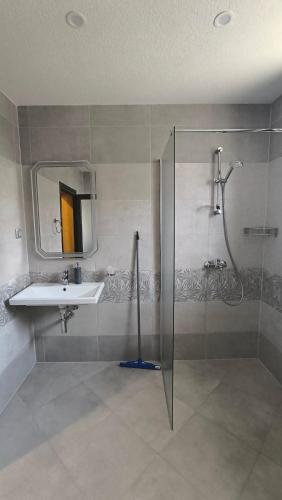 Къщи за гости Авена и Авена 2, Banya (foto 3)