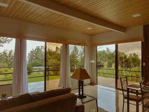 Cabaña Elvira (Cabana Elvira) in Los Tornos