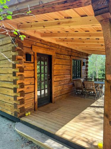 Vista exterior, Authentic Log Cabin In Forest Near Ejstrupholm in Ejstrup