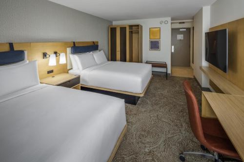 Hotel AVA Laredo - image 14