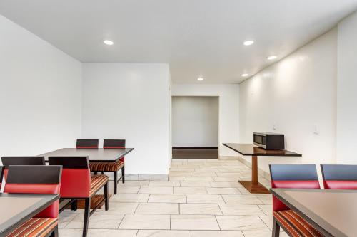 Motel 6 Ogden UT- Downtown - image 6