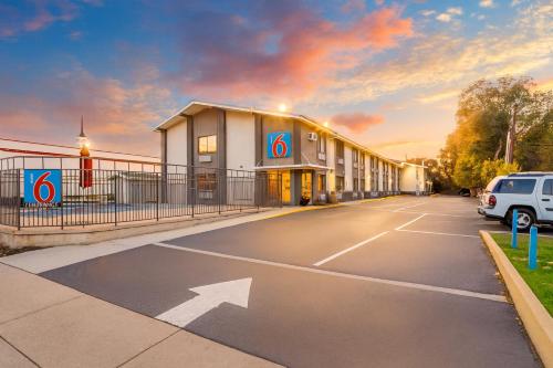 外部景觀, Motel 6 Ogden, UT- Downtown in 奧格登 (UT)