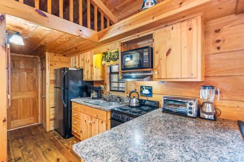 Sleepy Creek Retreat - image 11