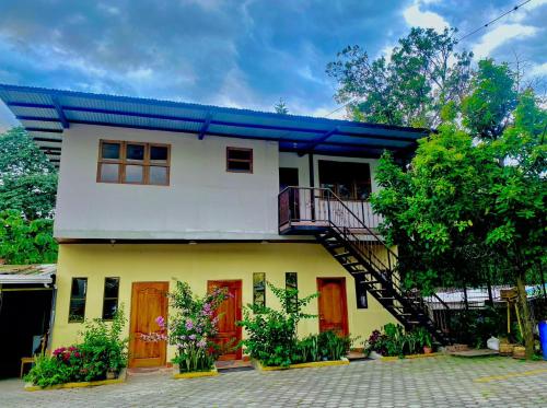 酒店外观, Hostal Casa Vieja in 马塔加尔帕