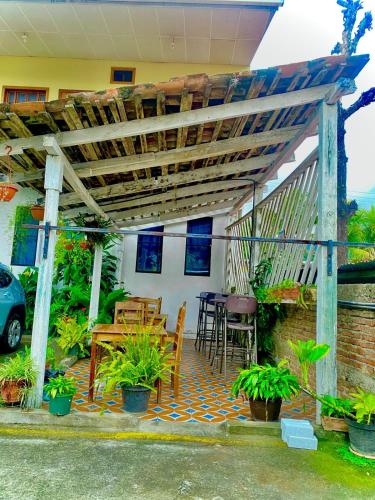 设施服务, Hostal Casa Vieja in 马塔加尔帕