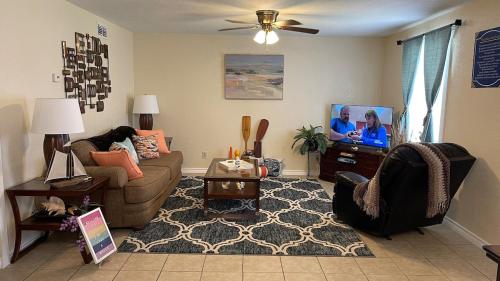 Broadview Lovely Apt Close to Beaches in Freeport (TX)
