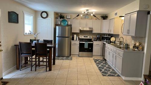 Broadview Lovely Apt Close to Beaches in Freeport (TX)
