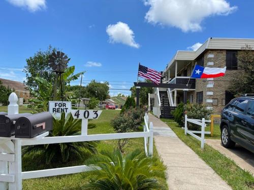 Broadview Lovely Apt Close to Beaches in Freeport (TX)