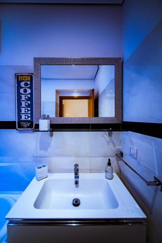 Domus Aqua Luxury Apartment, Rome (photo 3)