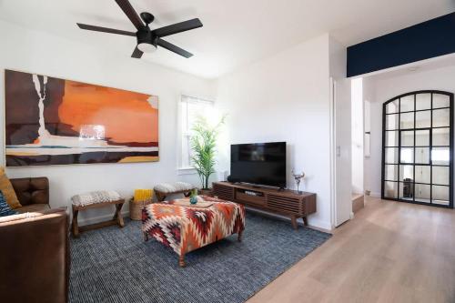 * Bueno Bueno Casita * / 7 min to Downtown / 4 Bdr in San Diego, USA