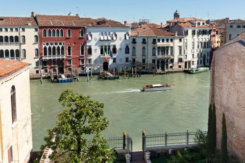 Suite with Gran Canal View