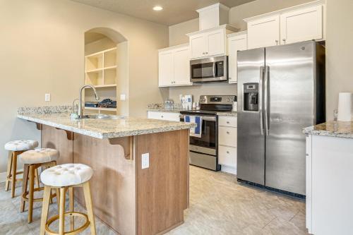 Beautiful Views of Stars & Mtns! Littlefield Home in Littlefield (AZ)