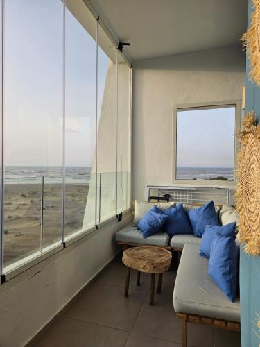 Sidi Rahal Blue View, Beachfront wide seaview with pool in Sidi Rahal