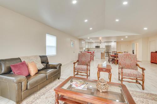 Ski, Fish & Unwind: Peaceful Lake Champlain Home! in Point Au Roche (NY)