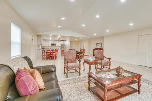 Ski, Fish & Unwind: Peaceful Lake Champlain Home! in Point Au Roche (NY)