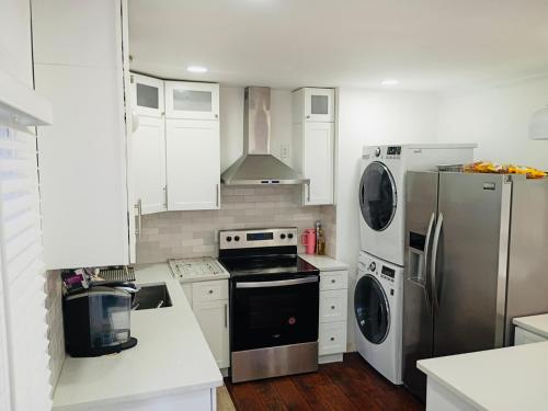 dapur, Piedmont Retreat Cozy Private Room Shared Bathroom in Atlanta (GA)