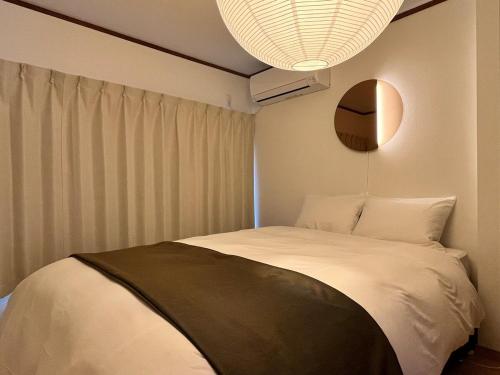 Private house near Umeda, limited to one group per day entire house 6 min walk to Nakazakicho station