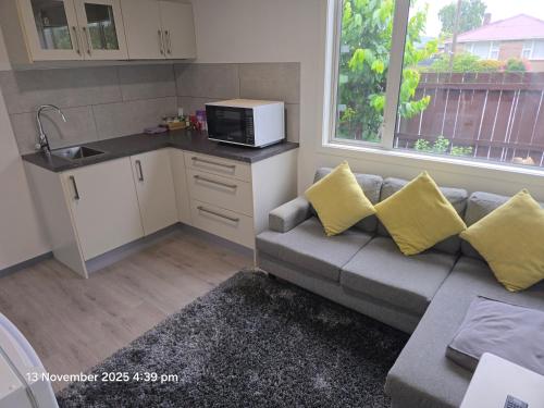 Manuki Tiny Retreat - Private stay Christchurch in Templeton