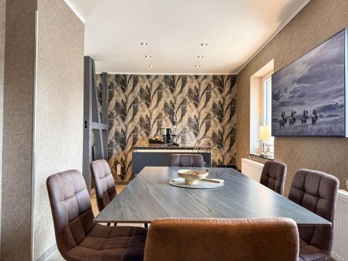 設施, WILD&COZY Ferienhaus mit luxuriöser Küche & Garage (WILD&COZY Ferienhaus mit luxurioser Kuche & Garage) in 勃蘭根堡