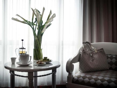 Twin room, superior, city view