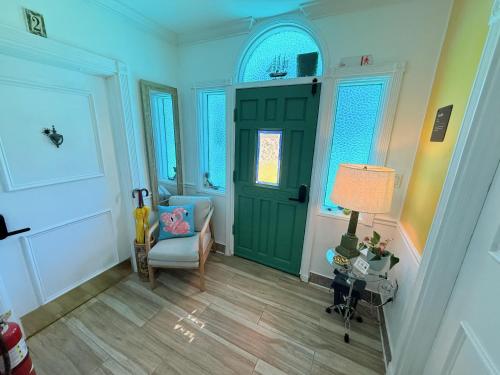 Sinclair Boutique Hotel – Hollywood Beach, FL