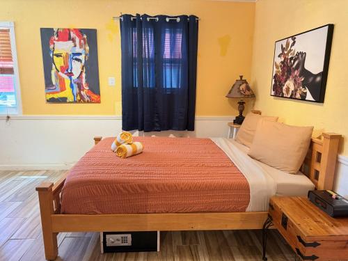 Sinclair Boutique Hotel – Hollywood Beach, FL