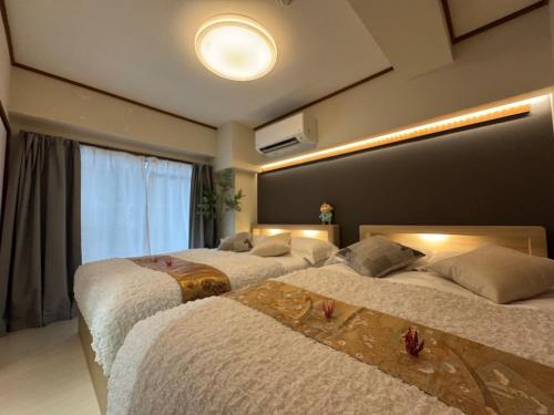 Moto Sakura 403,2 bedrooms with 4 beds, 6 people, direct access to Narita and Haneda Airports, Asakusa and Ueno area, 5 train lines available, Bicycles free rental