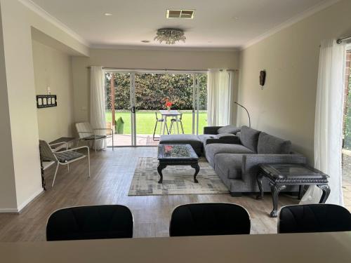 Green and sereen home in western suburbs - City of Wyndham