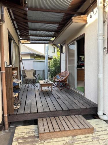 STEP HOUSE -The river side-