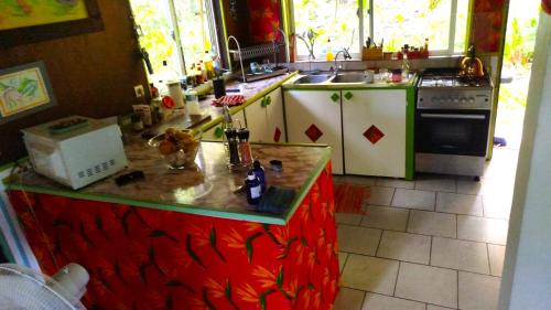Haut de Baie de Cook Moorea 6 nuits minimum in パオパオ