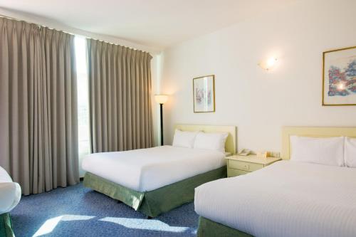 Petra Palace Hotel Room Type - Triple Room