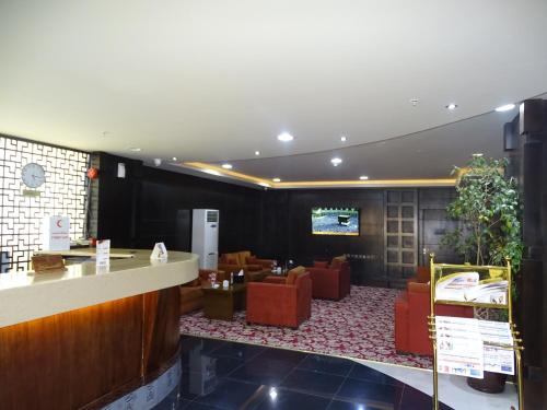 Shared lounge/TV area, Zievle Executive Apartment in As Safra