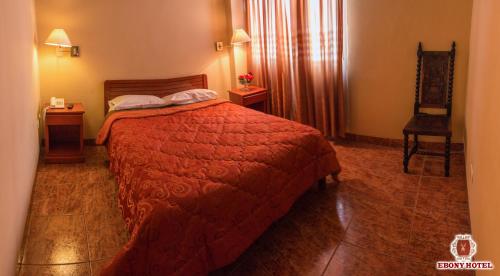 Ebony Hotel in Huarasa