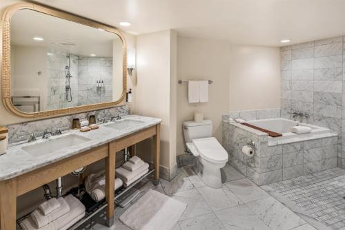 2 bedrooms, 4 beds