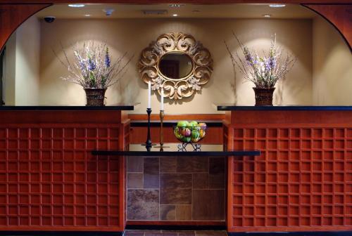 Larkspur Landing Renton-An All-Suite Hotel