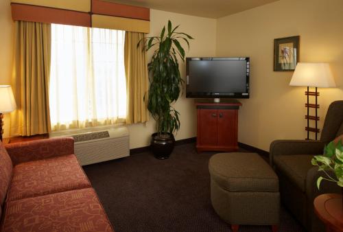 Larkspur Landing Renton-An All-Suite Hotel