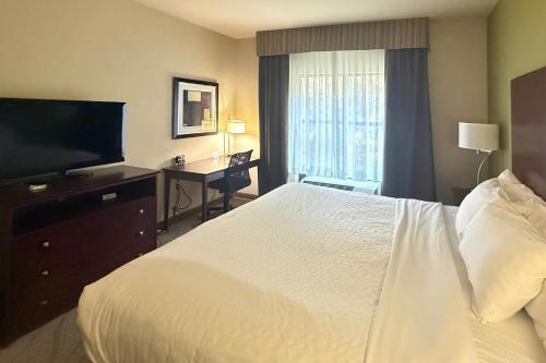 Cobblestone Inn & Suites - Marquette - image 16