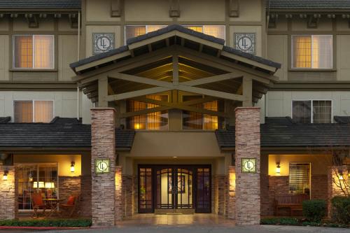 Larkspur Landing Renton-An All-Suite Hotel