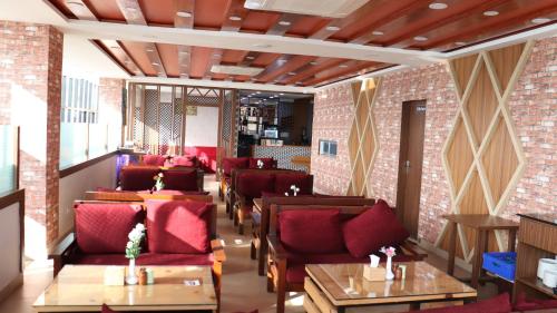 Restorāns, Hotel Ambrosia in Čarikota