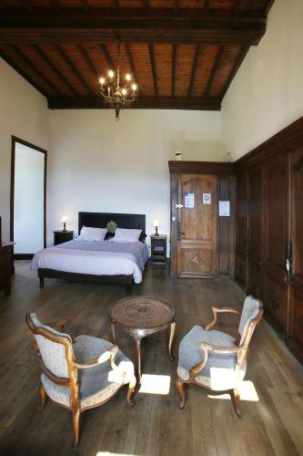 1 queen bed