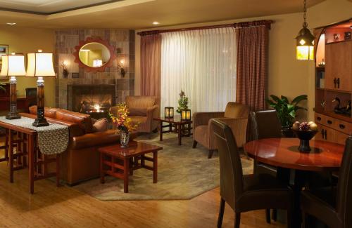 Larkspur Landing Campbell - An All-Suite Hotel