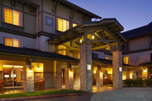 Larkspur Landing Sacramento-An All-Suite Hotel