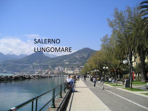 Palazzo Storico Gatto gîte à louer Salerne
