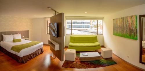 โรงแรมคอนฟอร์ต 80 โซนา โรซา บาย เซอร์โคเทล (Hotel Confort 80 Zona Rosa by Sercotel) in โบโกตา