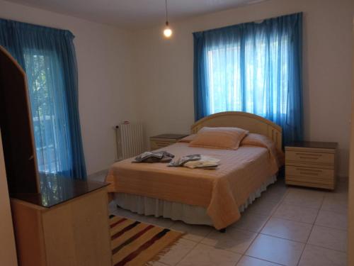 furnished three bedrooms apt at Ballouneh in Ajaltoun
