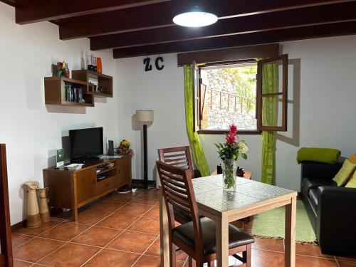 Zef's Cottage 3